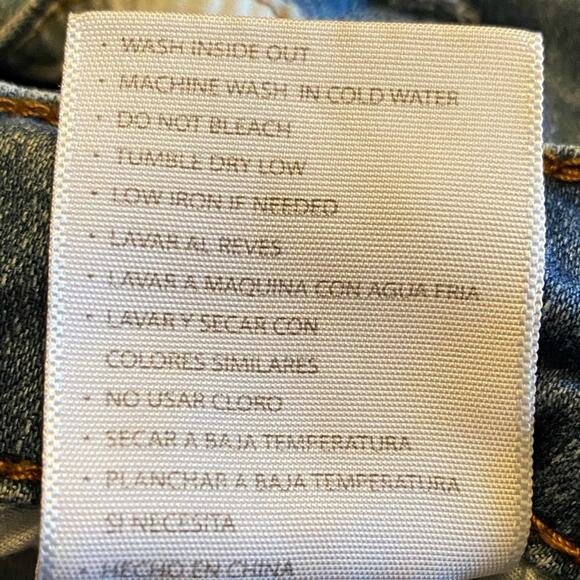 Kancan Jean Shorts Junior’s Size 11 / 27 Rolled Up Distressed Stretch Short - Picture 8 of 8